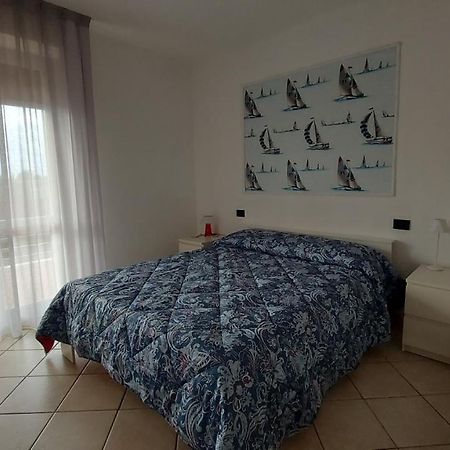Appartamento Santa Costanza Con Piscina San Vincenzo Esterno foto