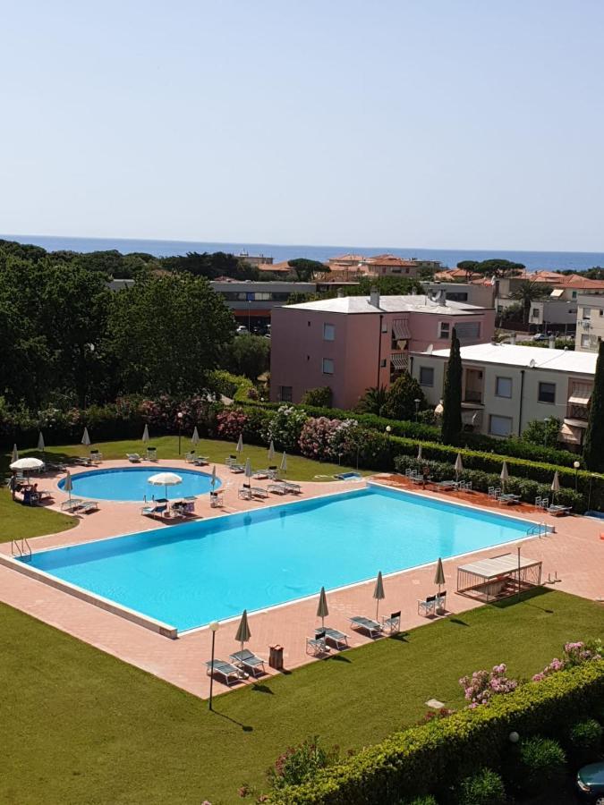 Appartamento Santa Costanza Con Piscina San Vincenzo Esterno foto