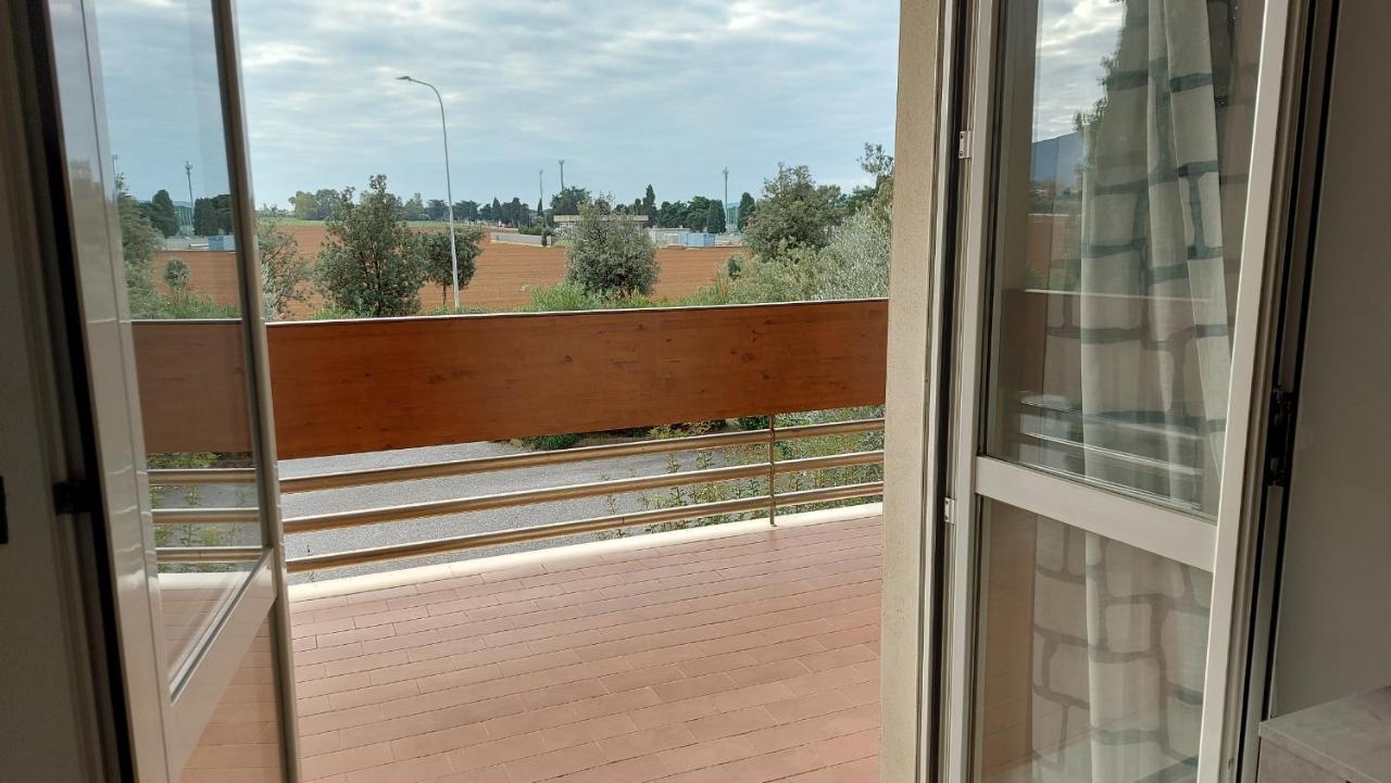 Appartamento Santa Costanza Con Piscina San Vincenzo Esterno foto